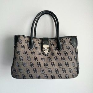 Dooney & Bourke Bag